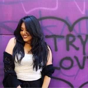 Meet your Posher, Tania